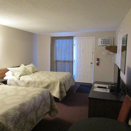 Airways Motel Cold Lake ภายนอก รูปภาพ